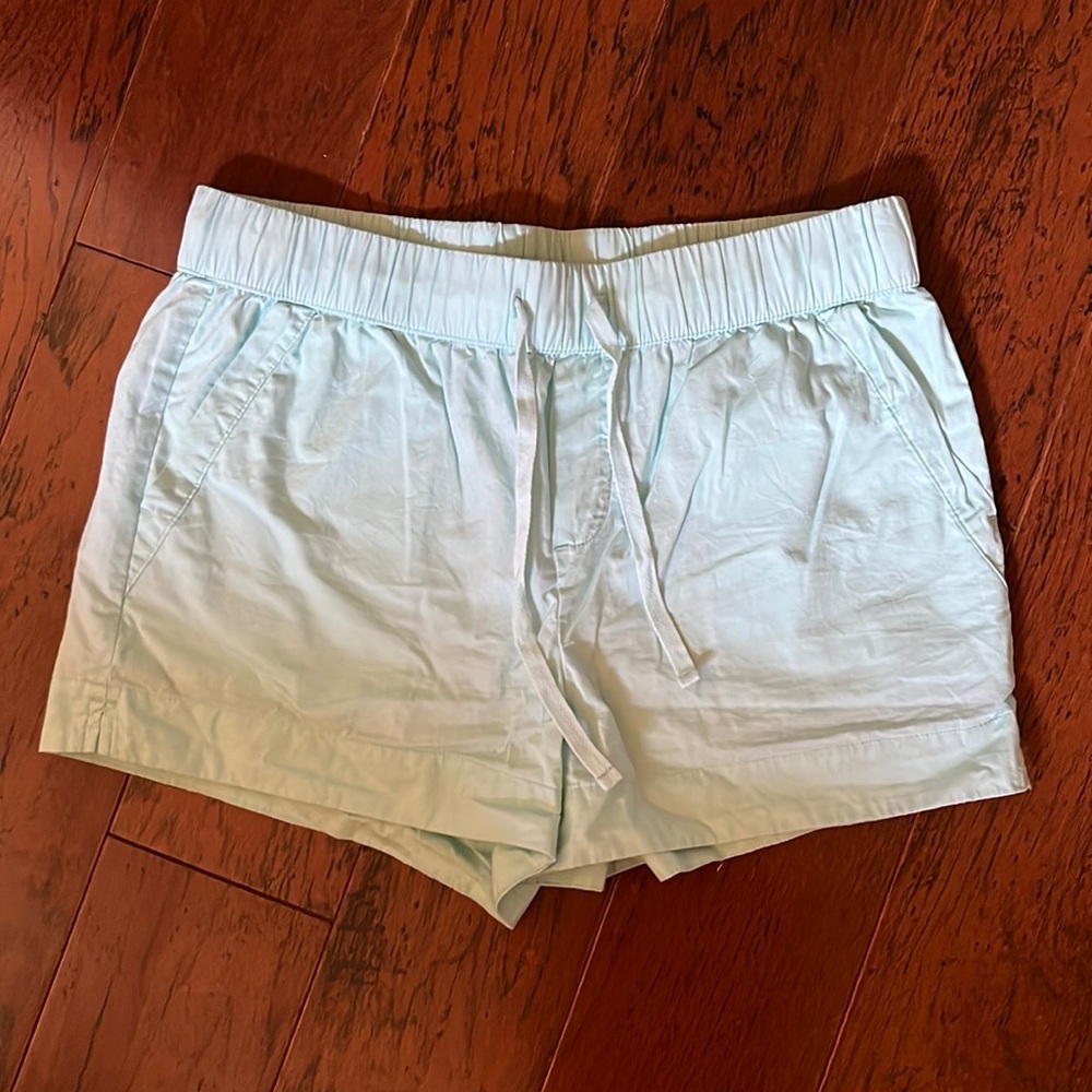 Southern Tide Women’s lounge shorts, bluish green, size small